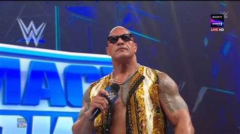 What Brand of Vest Did Dwayne Johnson Wear on Smackdown 